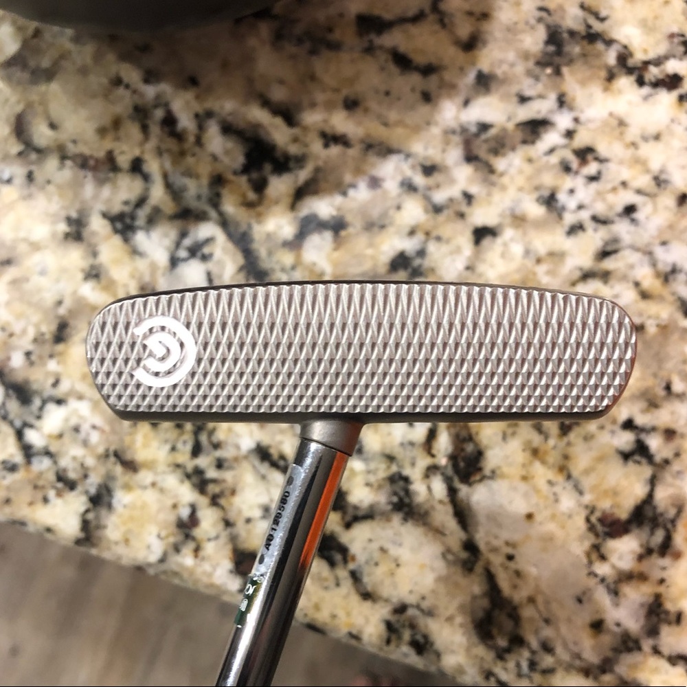 Cleveland Center Shafted Putter and HC